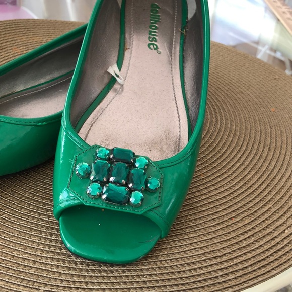 Dollhouse Shoes Ladies Flats Size 7 2 Green Patent Leather Poshmark